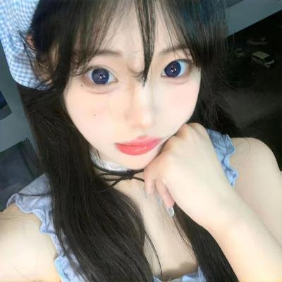 爱上小男人